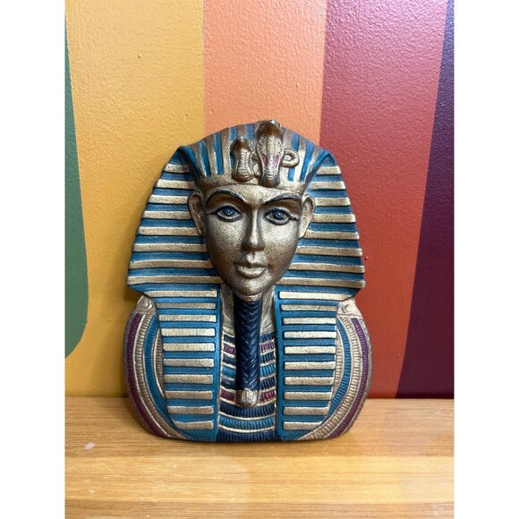 Vintage cast iron Egyptian king tut heavy wall hanging decor pharaoh - Picture 1 of 4